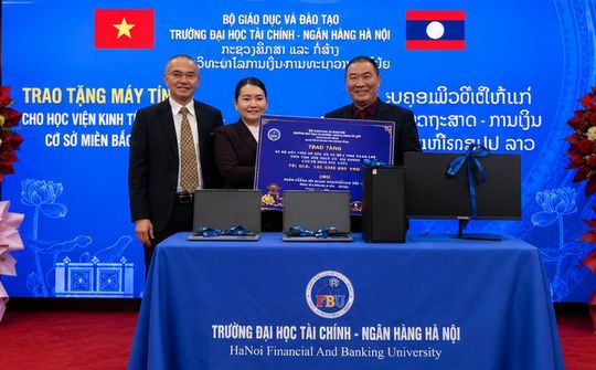 Tăng cường hợp tác đào tạo Việt Nam - Lào trong lĩnh vực quản trị doanh nghiệp nhà nước