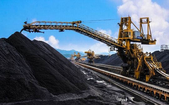 Bảo đảm nguồn than nhập khẩu cho sản xuất điện năm 2026: Yêu cầu cấp thiết đối với an ninh năng lượng quốc gia