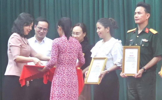 Không để “khoảng trống” cho thông tin xấu độc