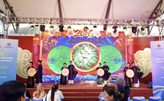 Hanoi introduces cultural identity to ASEAN delegates