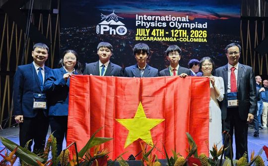 Đội tuyển Việt Nam lập thành tích lịch sử tại Olympic Vật lí quốc tế 2026
