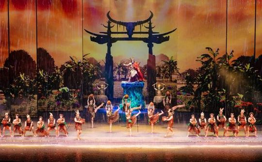 “Đất Nước Thiên Hùng Ca”: Sức hút từ một dự án nghệ thuật quy mô lớn
