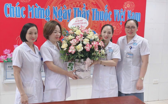 BS CKII. Ong Thị Hương: Từ chiếc ống nghe đến những nụ cười trẻ thơ