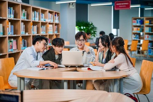 Phát triển tài nguyên giáo dục mở, kiến tạo nền tảng tri thức cho giáo dục đại học số
