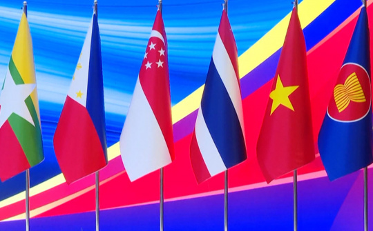 Việt Nam cùng ASEAN củng cố đoàn kết, nâng cao tự cường trước những biến động mới