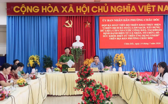 Chuyển đổi số tạo đột phá trong xây dựng chính quyền số, kinh tế số và xã hội số ở phường Châu Đốc