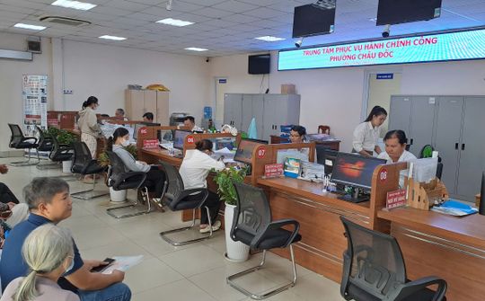 Trung tâm Phục vụ hành chính công phường Châu Đốc: Nâng tầm chất lượng phục vụ, kiến tạo nền hành chính hiện đại