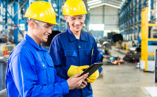 Đổi mới mô hình phát triển, kiến tạo động lực cho Việt Nam tự cường và bền vững*
