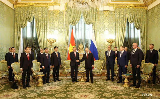 Từ Moscow đến Paris: Mở rộng không gian chiến lược, nâng tầm vị thế Việt Nam