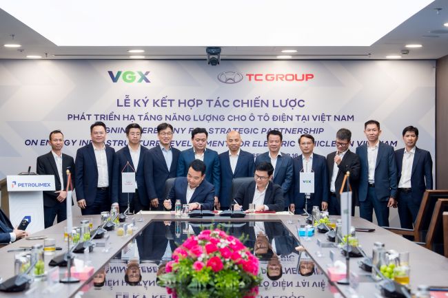 TC Group và VGX hợp tác phát triển hạ tầng năng lượng cho giao thông điện hóa