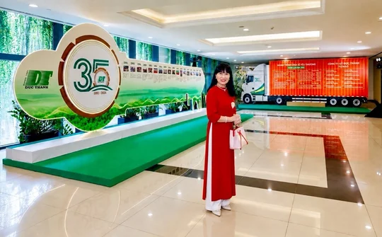 Bà Lê Hải Liễu và dấu mốc “Tiến sĩ danh dự” sau hơn 3 thập niên dẫn dắt Gỗ Đức Thành