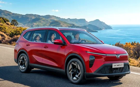 “Vì tương lai xanh” lần 2: Gia đình đổi sang VF MPV 7 được lợi gì?