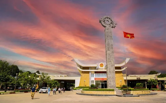 Kinh tế cửa khẩu – từ “điểm thông quan” đến không gian hợp tác và hội nhập mới