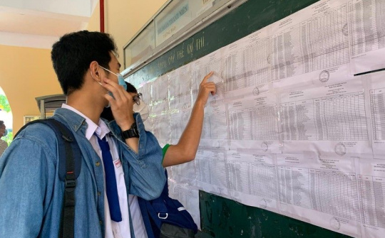 Đồng Tháp: Hỗ trợ học sinh vùng Cù lao qua đò, qua phà để dự thi tốt nghiệp THPT