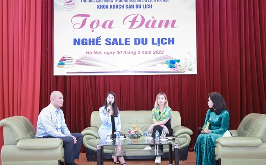 Tọa đàm chia sẻ về “Nghề Sale du lịch”