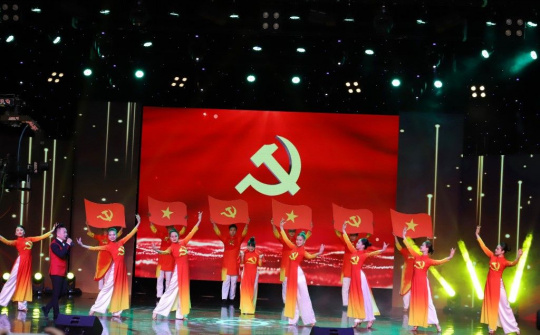 Thanh Hoá: Chương trình nghệ thuật “Niềm tin dâng Đảng” kỷ niệm 93 năm ngày thành lập Đảng