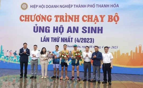 Hiệp hội Doanh nghiệp Thành Phố Thanh Hóa chạy bộ ủng hộ an sinh năm 2023