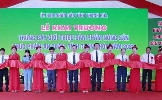 Thanh Hoá: Khai trương trưng bày và giới thiệu sản phẩm nông sản, thực phẩm an toàn năm 2022