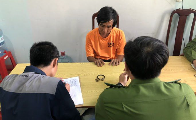 Uống  rượu say giết luôn bạn nhậu cùng