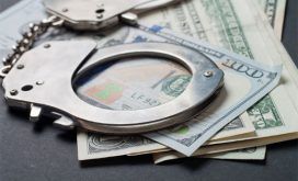 Nhóm các tội xâm phạm trật tự quản lý kinh tế và nhóm các tội phạm về tham nhũng, chức vụ: Qui định của Luật và thực tế áp dụng