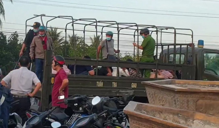 Tiền Giang: Bắt 90 “quái xế” đua xe trái phép