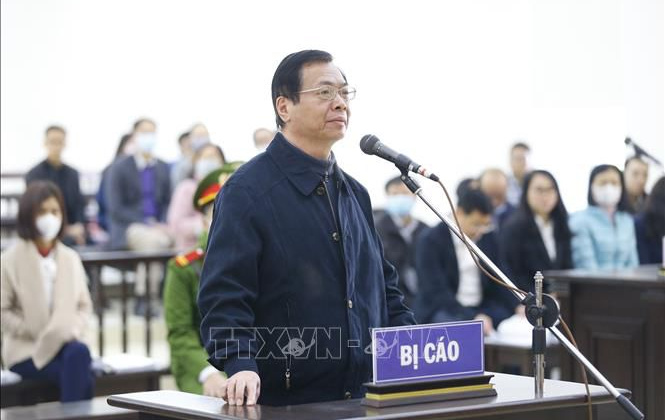 Ngày 22/4, mở lại phiên tòa xét xử bị cáo Vũ Huy Hoàng và đồng phạm