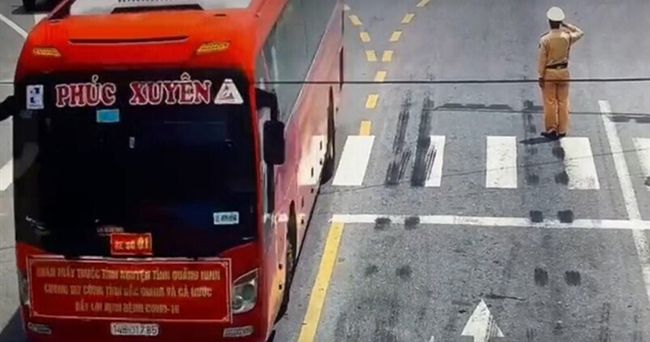 Vững vàng phòng tuyến chống dịch Covid-19