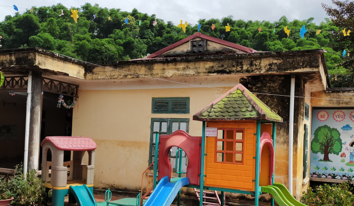 Lang Chánh: Dính hàng loạt sai phạm, Hiệu trưởng Trường Mầm non bị cách chức Bí thư chi bộ