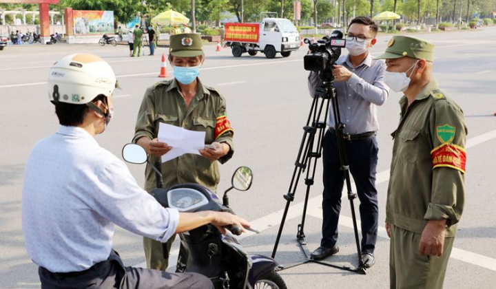 Những chiến sĩ "đặc biệt" trên trận tuyến chống dịch