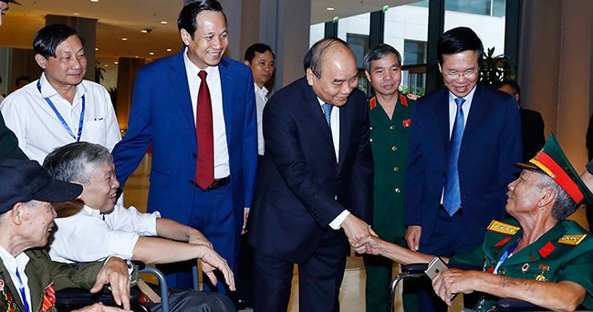 Hoàn thiện chính sách ưu đãi người có công với cách mạng, nâng mức trợ cấp phù hợp với điều kiện kinh tế của đất nước