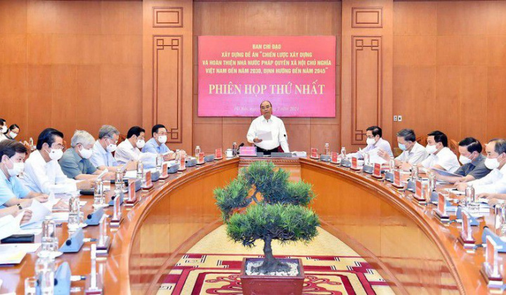 Xây dựng và hoàn thiện nhà nước pháp quyền XHCN: Vai trò lãnh đạo của Đảng đối với Nhà nước pháp quyền