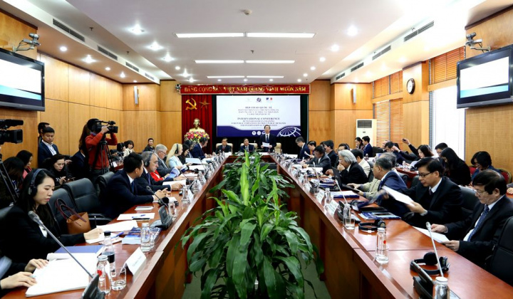 Nâng cao chất lượng đội ngũ cán bộ, công chức đáp ứng yêu cầu xây dựng nền hành chính nhà nước phục vụ Nhân dân