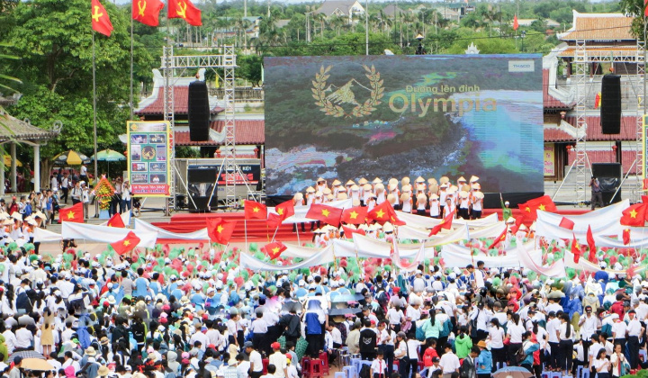 Phòng, chống âm mưu, thủ đoạn chống phá của các thế lực thù địch trên lĩnh vực dân tộc, tôn giáo, dân chủ, nhân quyền
