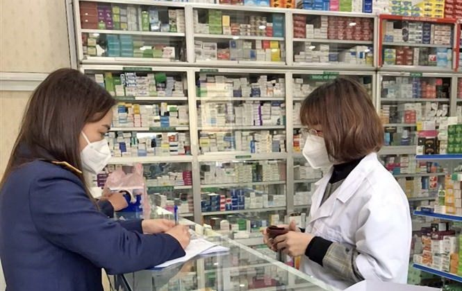 Tăng cường công tác kiểm tra, giám sát việc kinh doanh mặt hàng phục vụ phòng, chống dịch COVID-19