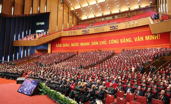 Kiểm soát quyền lực trong thể chế chính trị một đảng duy nhất cầm quyền