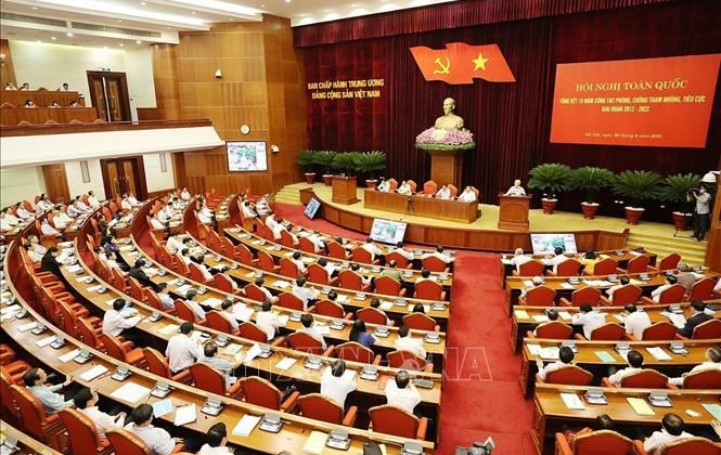 Tạo sự đồng thuận cao trong xã hội và củng cố tăng cường niềm tin của cán bộ và nhân dân