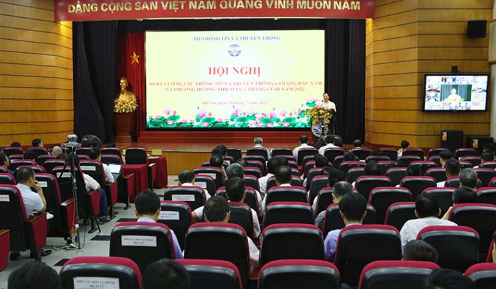 Bộ TT&TT sơ kết công tác thông tin và truyền thông 6 tháng đầu năm 2022