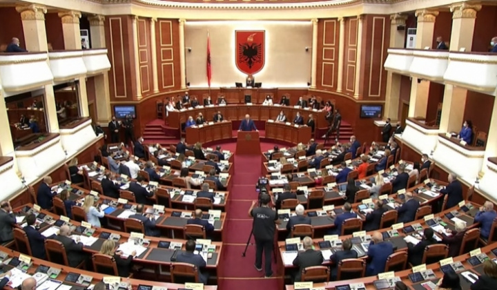 Hoạt động chất vấn ở một số nghị viện trên thế giới và một số gợi mở cho Việt Nam