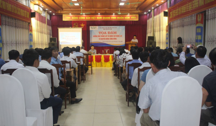 Hà Tĩnh: Toạ đàm hướng dẫn thành lập và nâng cao năng lực Tổ khuyến nông cộng đồng