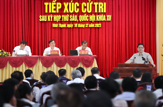 Thủ tướng Phạm Minh Chính tiếp xúc cử tri Cần Thơ