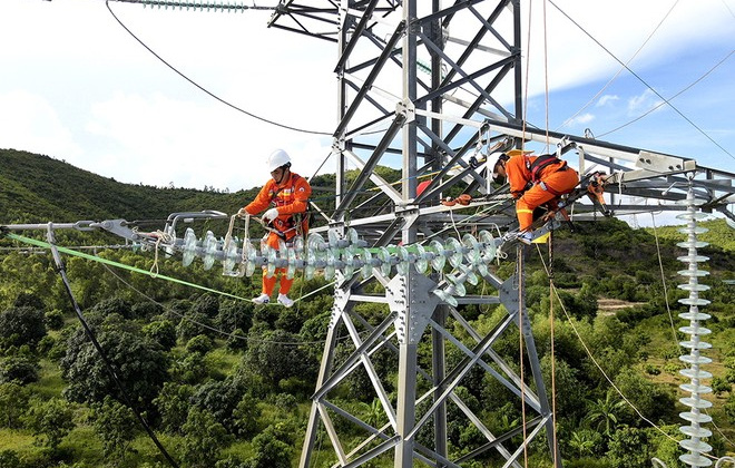 Tập trung thực hiện quyết liệt, hiệu quả các giải pháp bảo đảm cung ứng điện năm 2024 và các năm tiếp theo