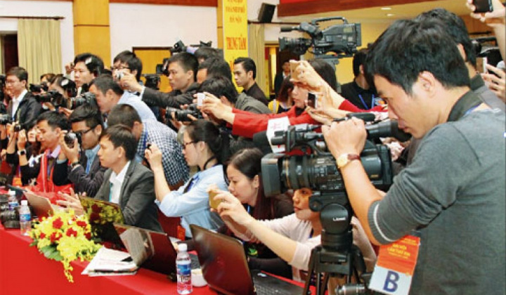 Quyền tự do ngôn luận theo pháp luật Canada và một số đề xuất cho Việt Nam