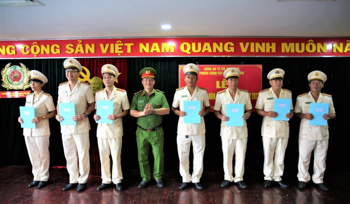 TP HCM: Phòng PC07 trao quyết định thăng cấp bậc hàm, nâng bậc lương cho 125 cán bộ chiến sĩ