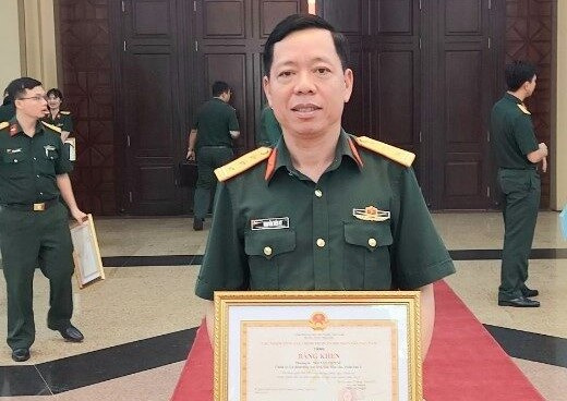 Thượng tá Nguyễn Tiến Sỹ đạt giải Nhì tại Hội thi giảng dạy chính trị toàn quân