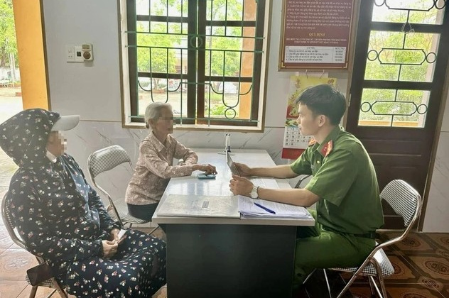 Chiêu trò giả danh công an, ngân hàng dụ lừa tiền nhắm vào người già và phụ nữ