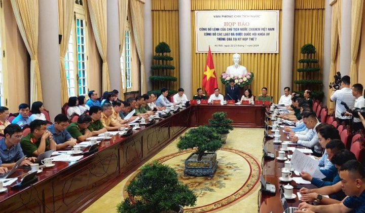 Công bố Lệnh của Chủ tịch nước đối với 6 luật vừa được Quốc hội thông qua