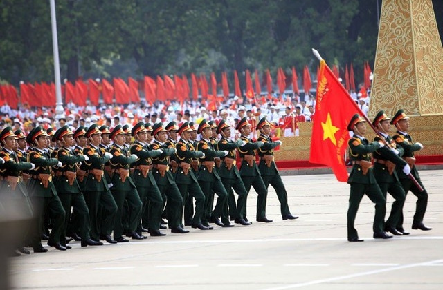 Phê phán luận điệu xuyên tạc quan điểm "Bảo vệ Tổ quốc từ sớm, từ xa" của Đảng ta