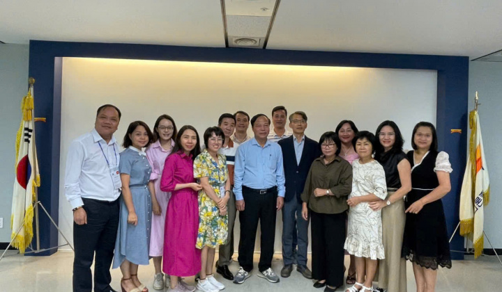 Đoàn nhà báo Việt Nam trao đổi nghiệp vụ báo chí với Uỷ ban trọng tài báo chí Hàn Quốc