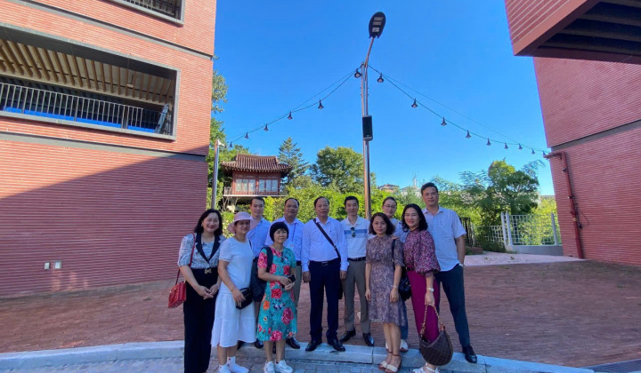 Đoàn cán bộ Báo chí - Truyền thông Việt Nam thăm và làm việc với Đại sứ quán Việt Nam tại Hàn Quốc