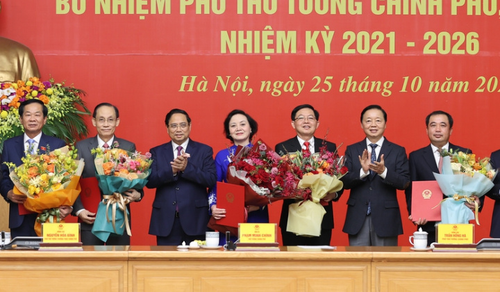 Phụng sự Tổ quốc, phục vụ nhân dân là lẽ sống cao đẹp nhất